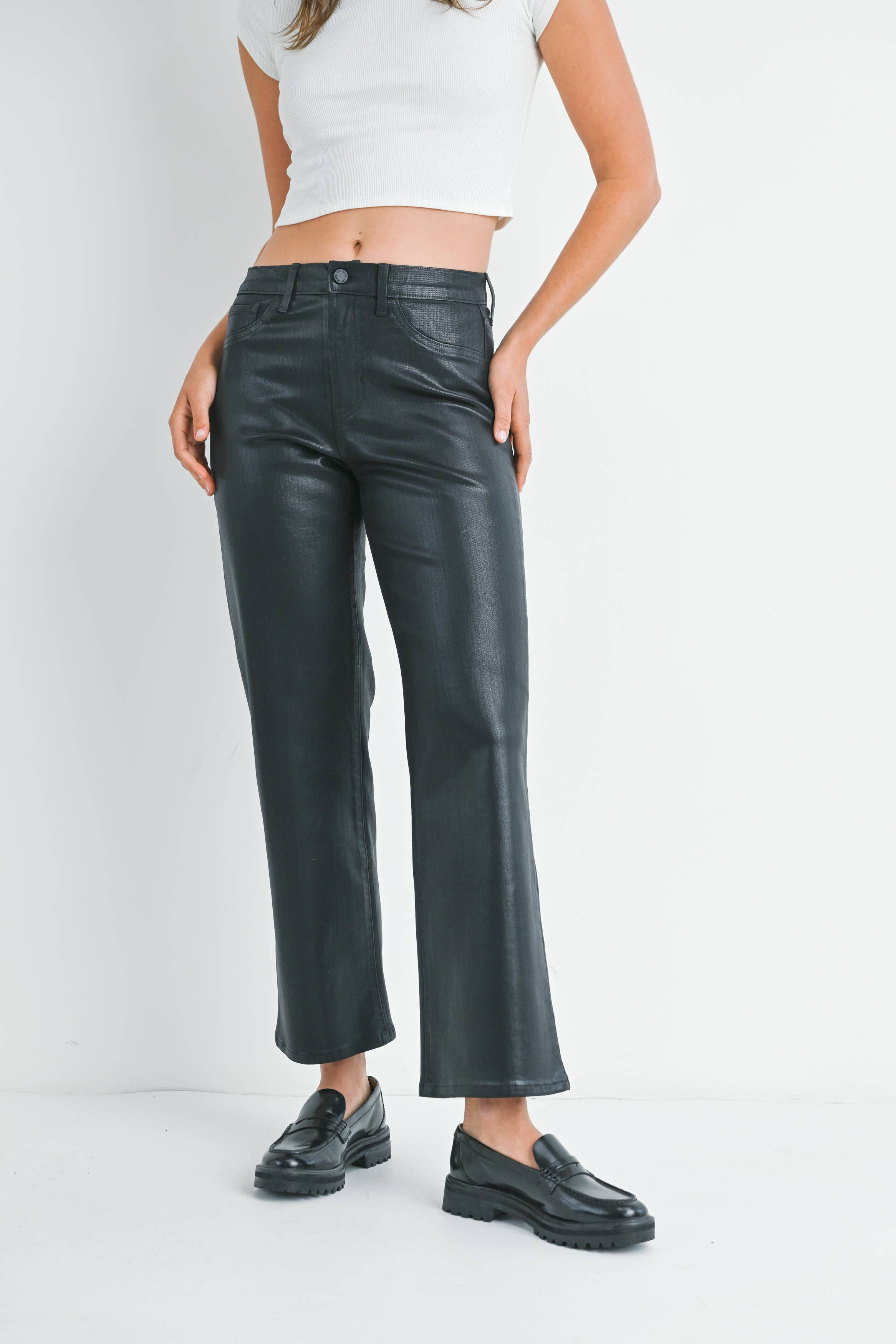 Coated black straight leg jean with leather-like finish – Mariley Boutique